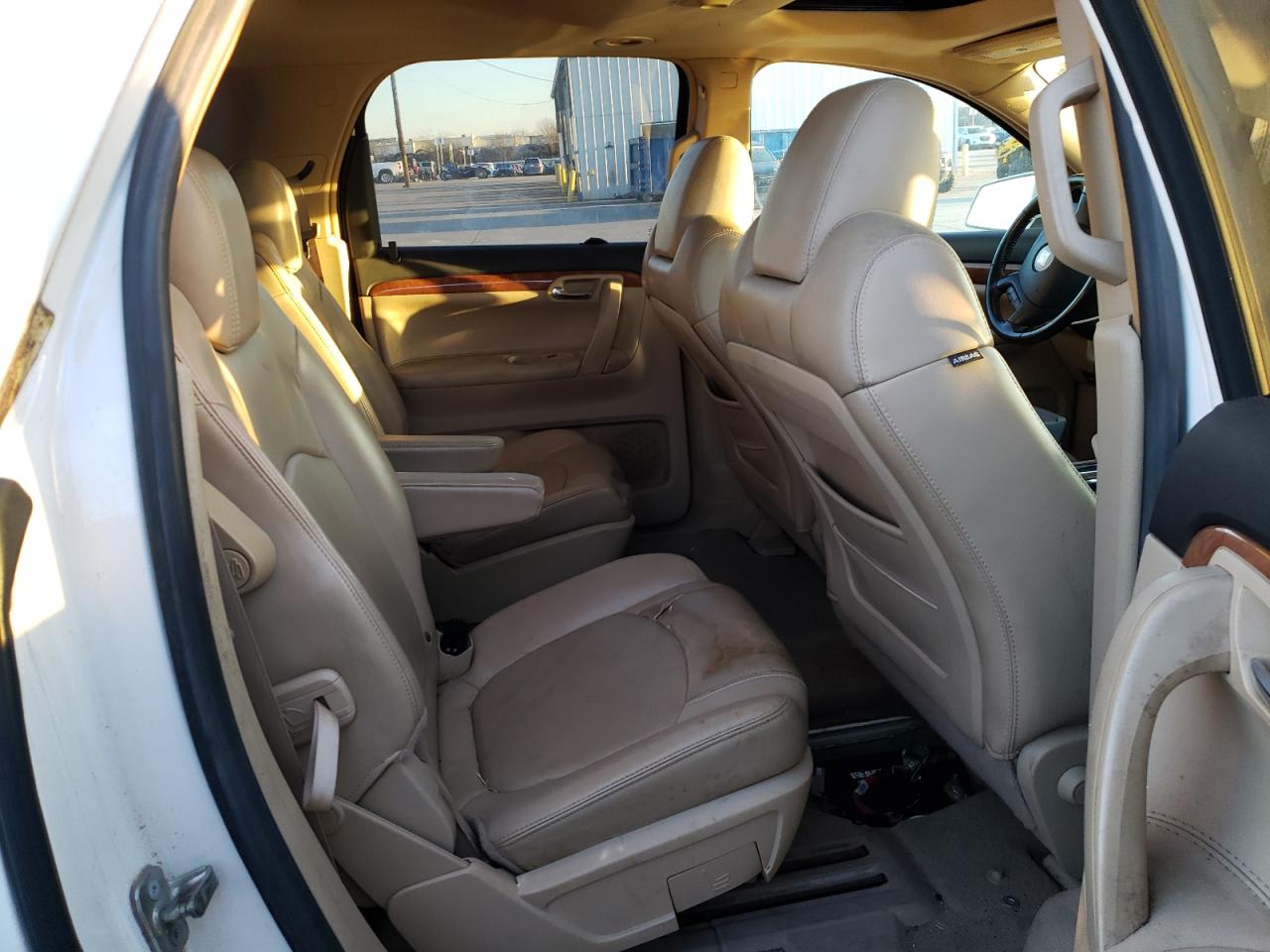 Photo 6 from auction – 2008 SATURN OUTLOOK XR with VIN 5GZER23728J262896