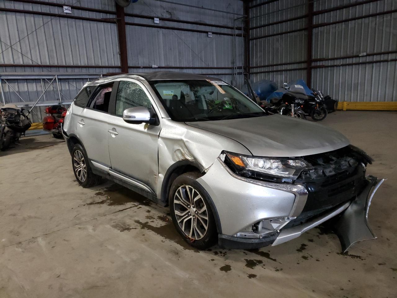 Photo 1 from auction – 2018 MITSUBISHI OUTLANDER with VIN JA4AZ3A39JZ025443