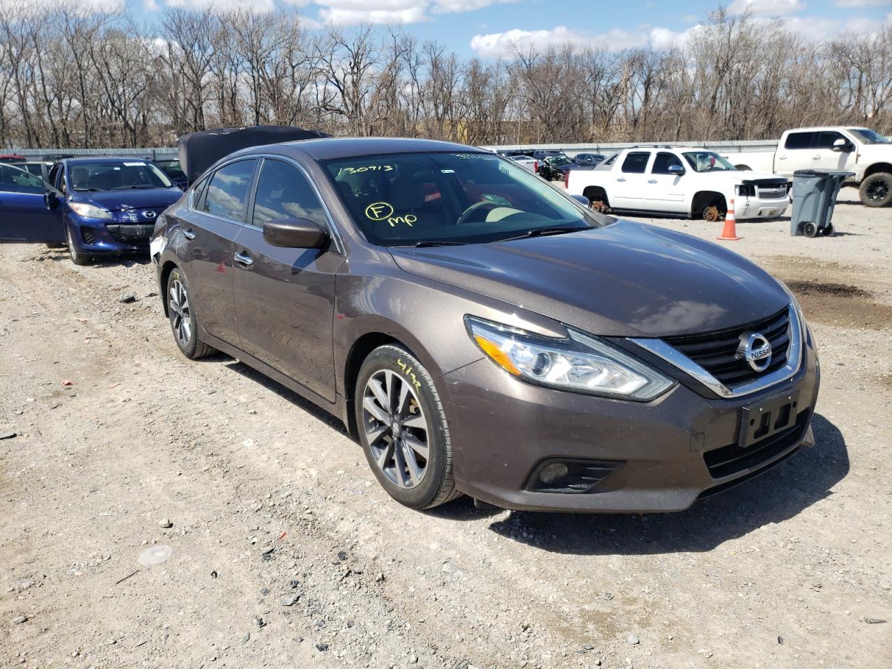 NISSAN ALTIMA 2.5 2017 with VIN 1N4AL3AP1HC130913 - Photo from auction