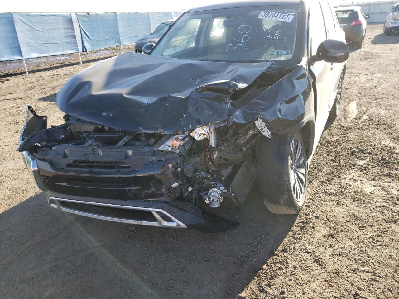 Photo 17 from auction – 2019 MITSUBISHI OUTLANDER with VIN JA4AZ3A37KZ054666
