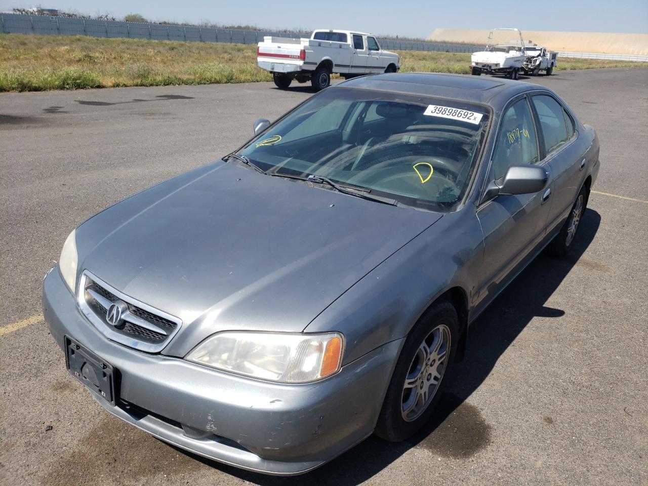 Photo 2 from auction – 2001 ACURA 3.2TL with VIN 19UUA56681A015639