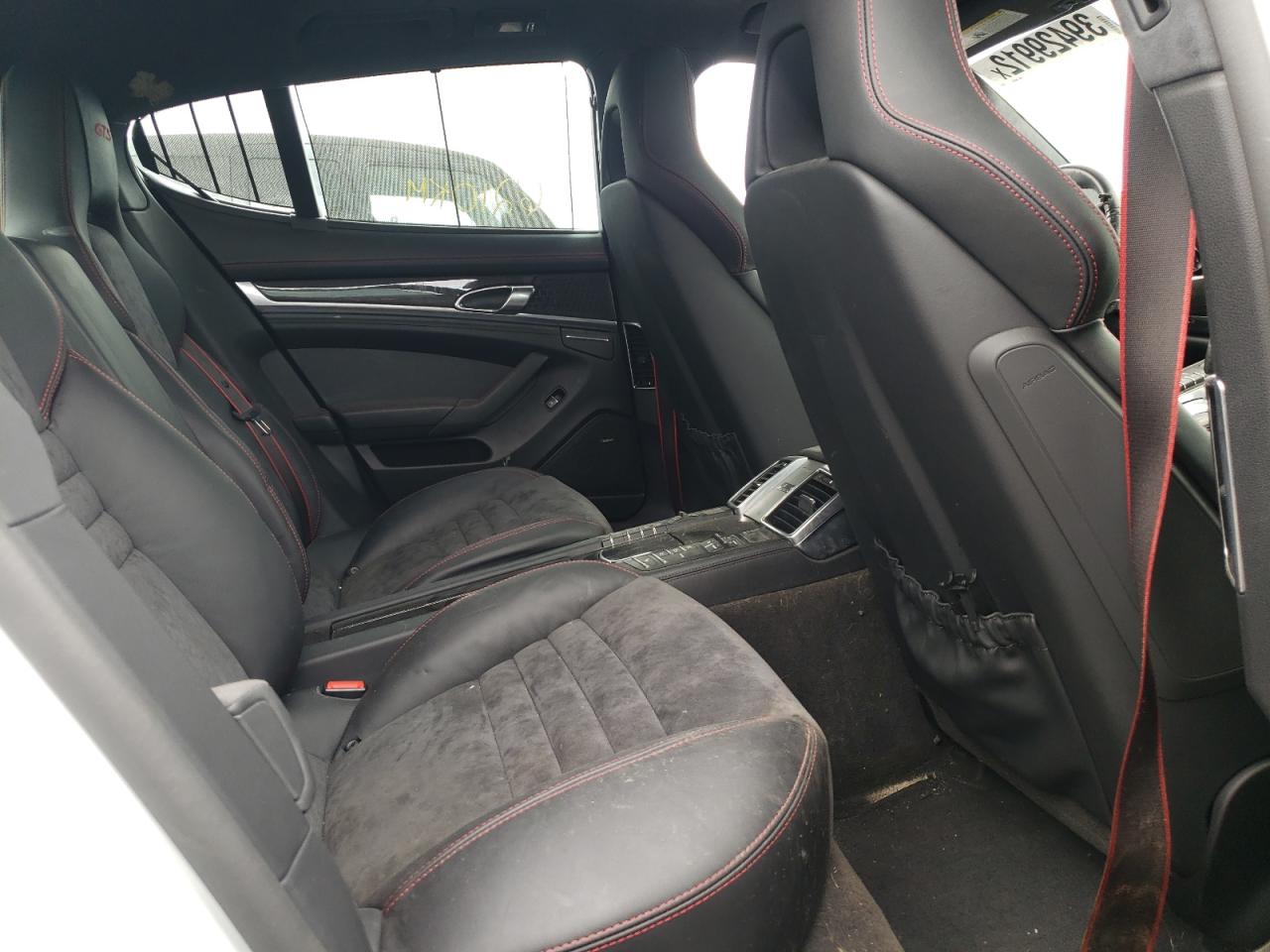 Photo 6 from auction – 2016 PORSCHE PANAMERA G with VIN WP0AF2A75GL082276