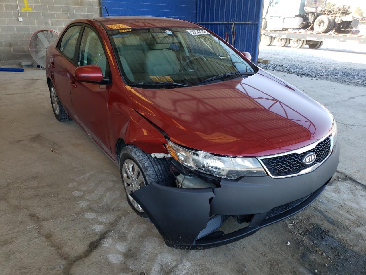 KIA FORTE EX 2011 with VIN KNAFU4A22B5381049 - Photo from auction