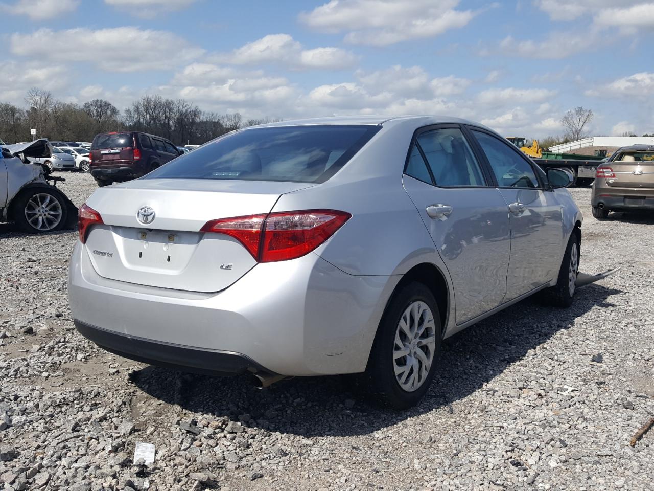 Photo 4 from auction – 2019 TOYOTA COROLLA L with VIN 2T1BURHE6KC236971