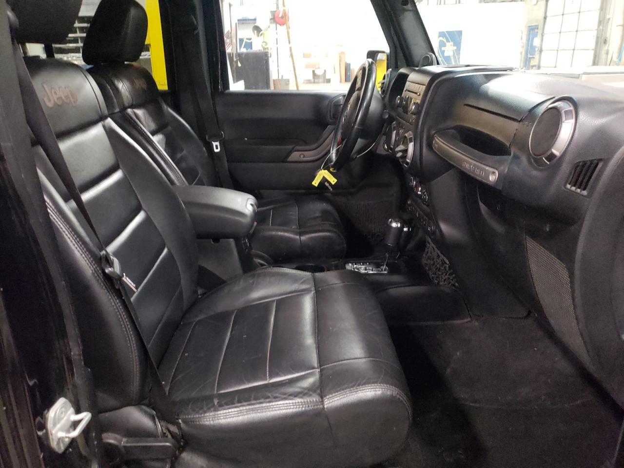 Photo 5 from auction – 2012 JEEP WRANGLER U with VIN 1C4BJWDG2CL251993