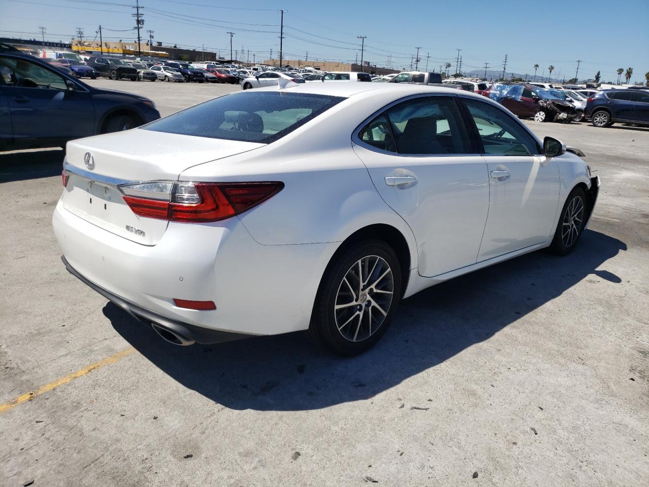 Photo 4 from auction – 2017 LEXUS ES 350 with VIN 58ABK1GG1HU045775