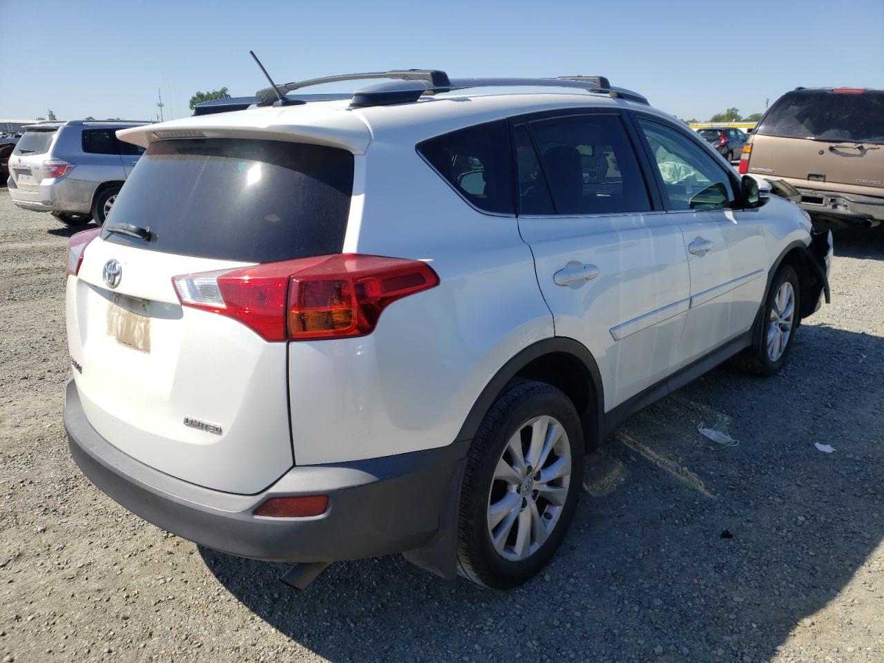 Photo 4 from auction – 2013 TOYOTA RAV4 LIMIT with VIN 2T3YFREV0DW027145