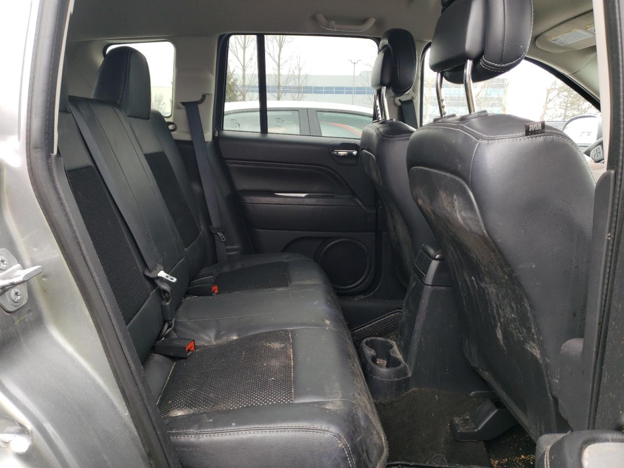 Photo 6 from auction – 2015 JEEP COMPASS SP with VIN 1C4NJDABXFD100487