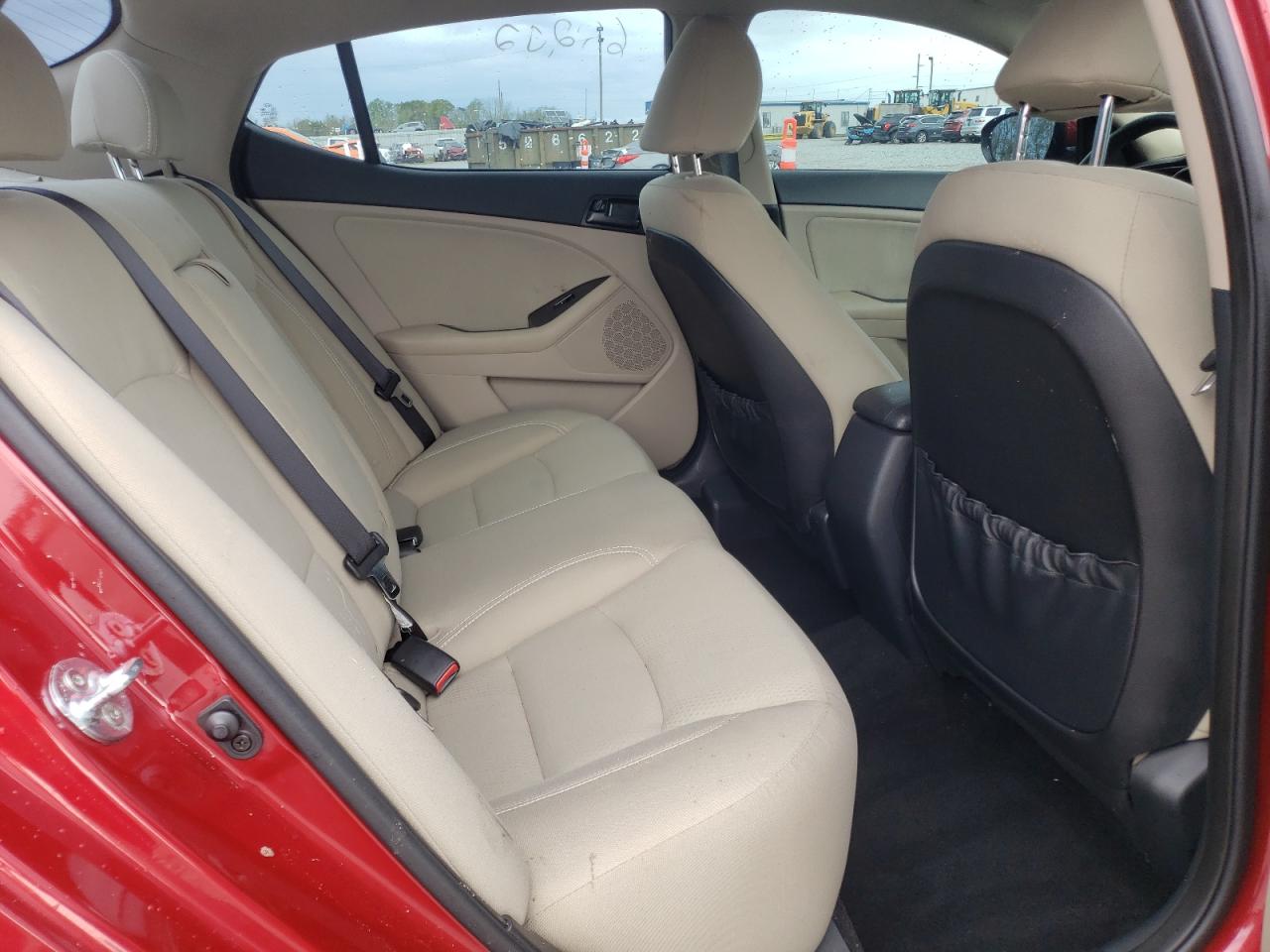Photo 6 from auction – 2012 KIA OPTIMA LX with VIN 5XXGM4A79CG022054