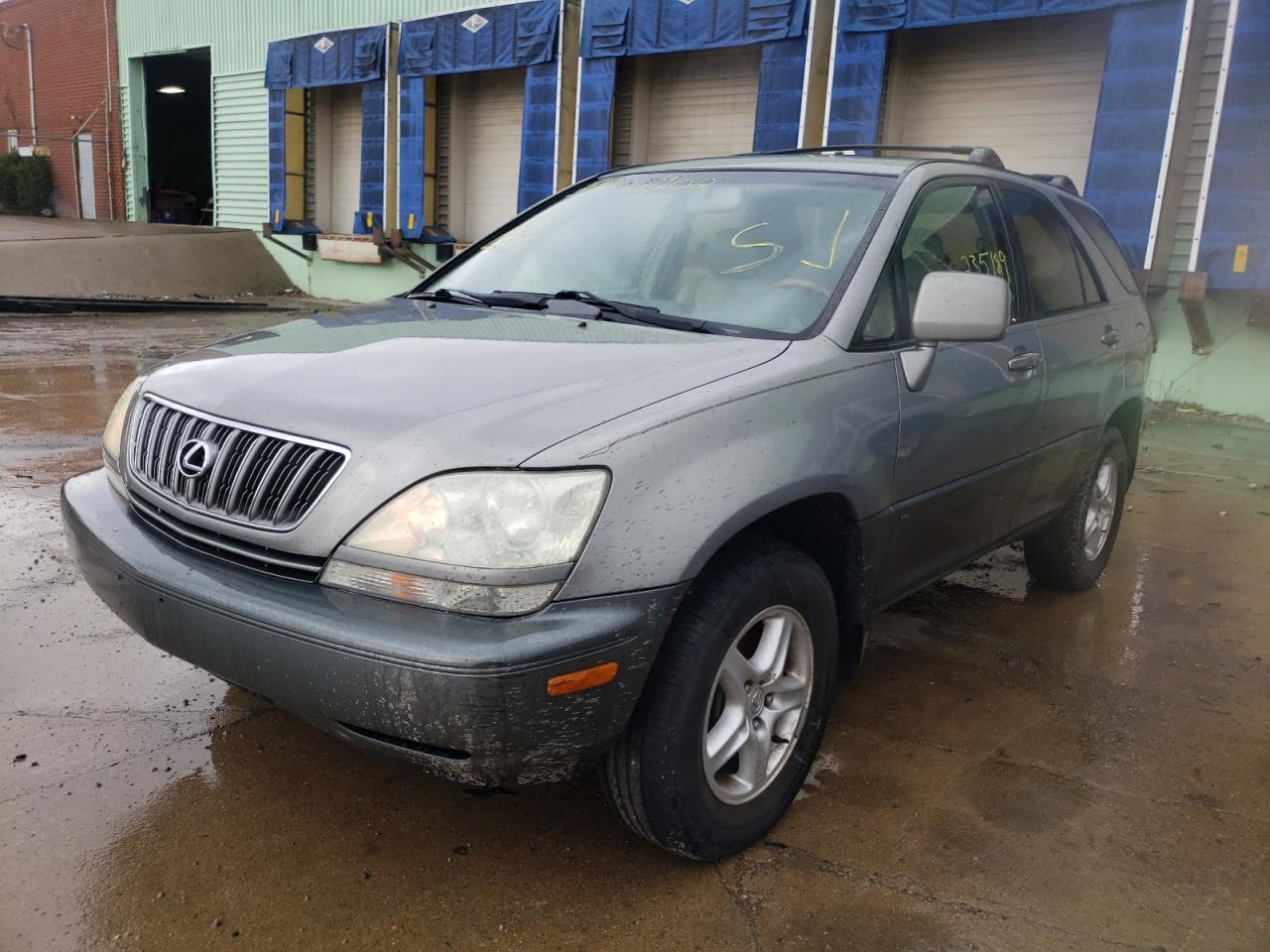 Photo 2 from auction – 2003 LEXUS RX 300 with VIN JTJHF10U330306170