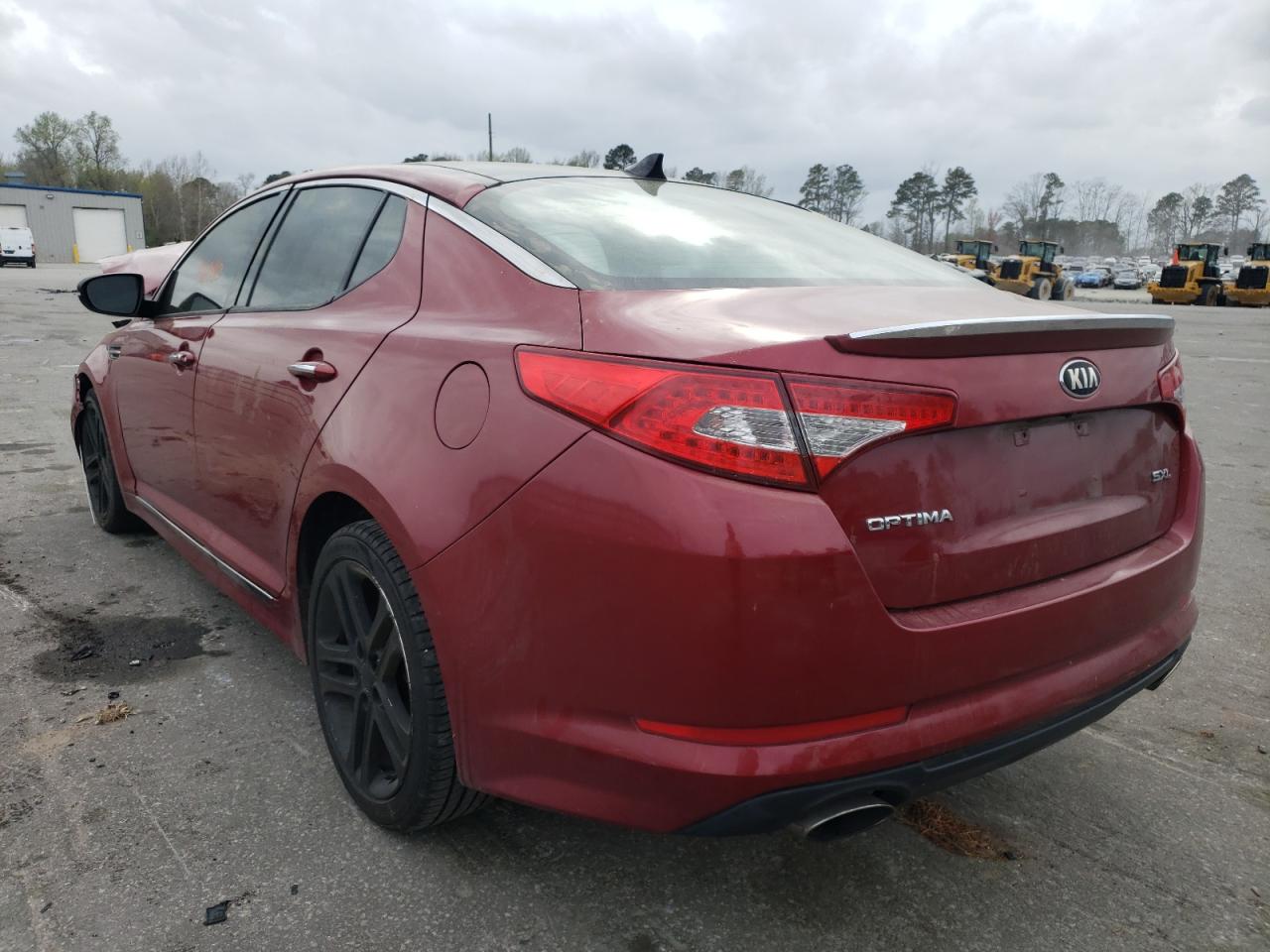 Photo 3 from auction – 2013 KIA OPTIMA SX with VIN 5XXGR4A60DG121582
