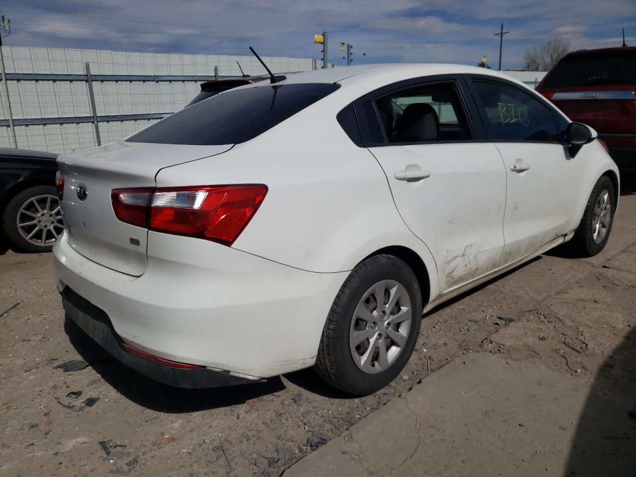 Photo 4 from auction – 2016 KIA RIO LX with VIN KNADM4A39G6654523