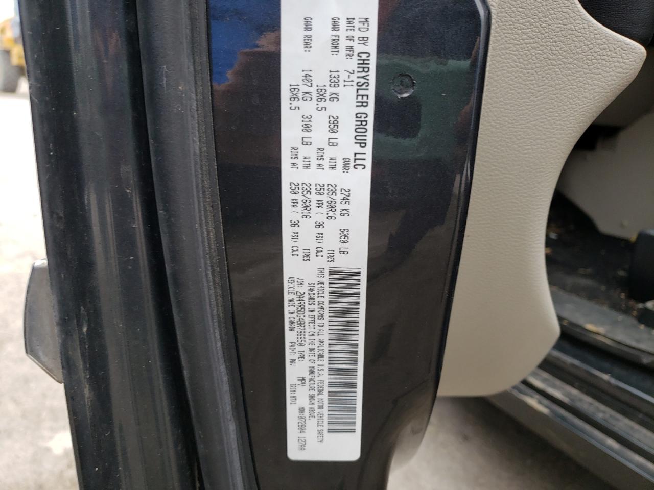 Photo 10 from auction – 2011 CHRYSLER TOWN & COU with VIN 2A4RR5DG4BR786650