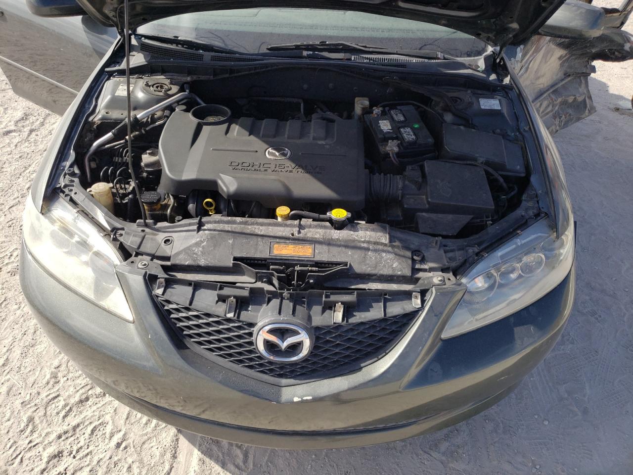 Photo 7 from auction – 2004 MAZDA MAZDA6 with VIN 1YVFP80C845N29164