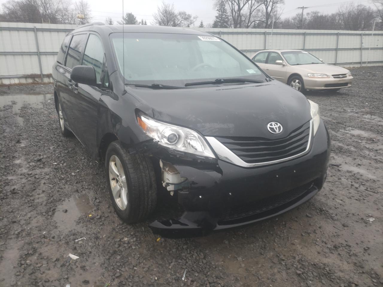 Photo 9 from auction – 2011 TOYOTA SIENNA LE with VIN 5TDKK3DC1BS002705