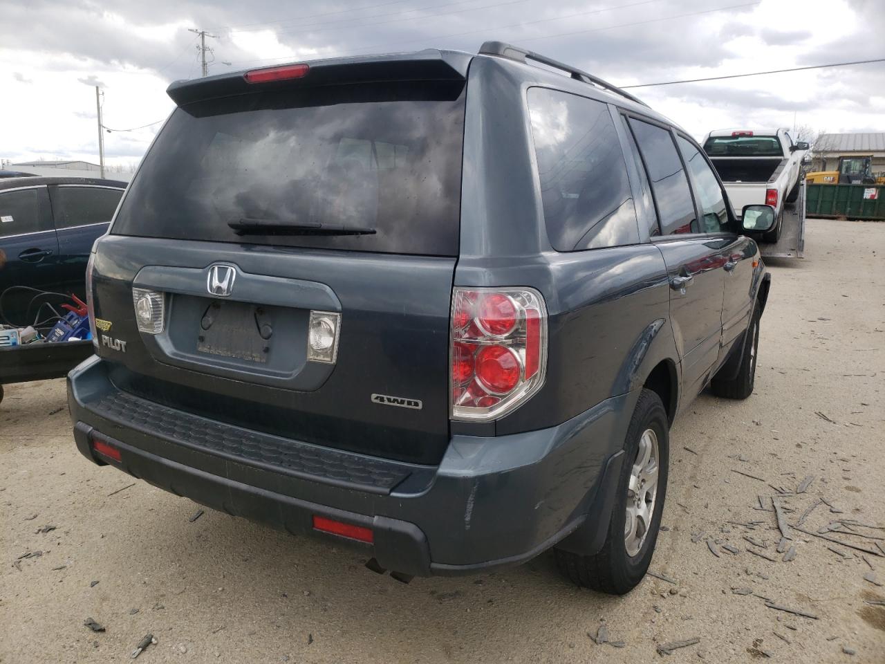 Photo 4 from auction – 2006 HONDA PILOT EX with VIN 2HKYF18446H519658