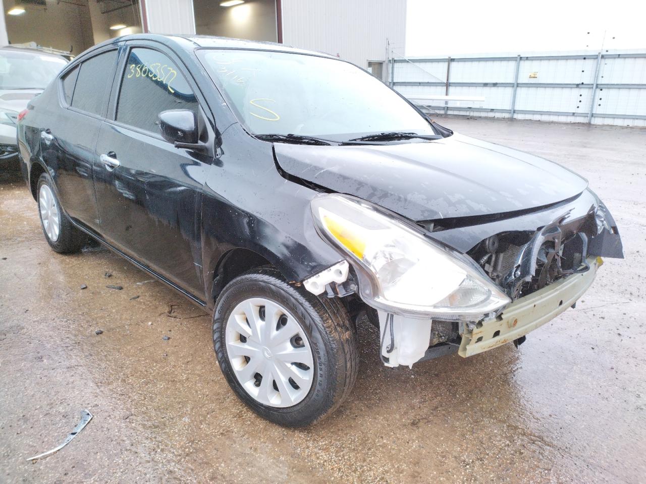 Photo 1 from auction – 2017 NISSAN VERSA S with VIN 3N1CN7AP5HL833734
