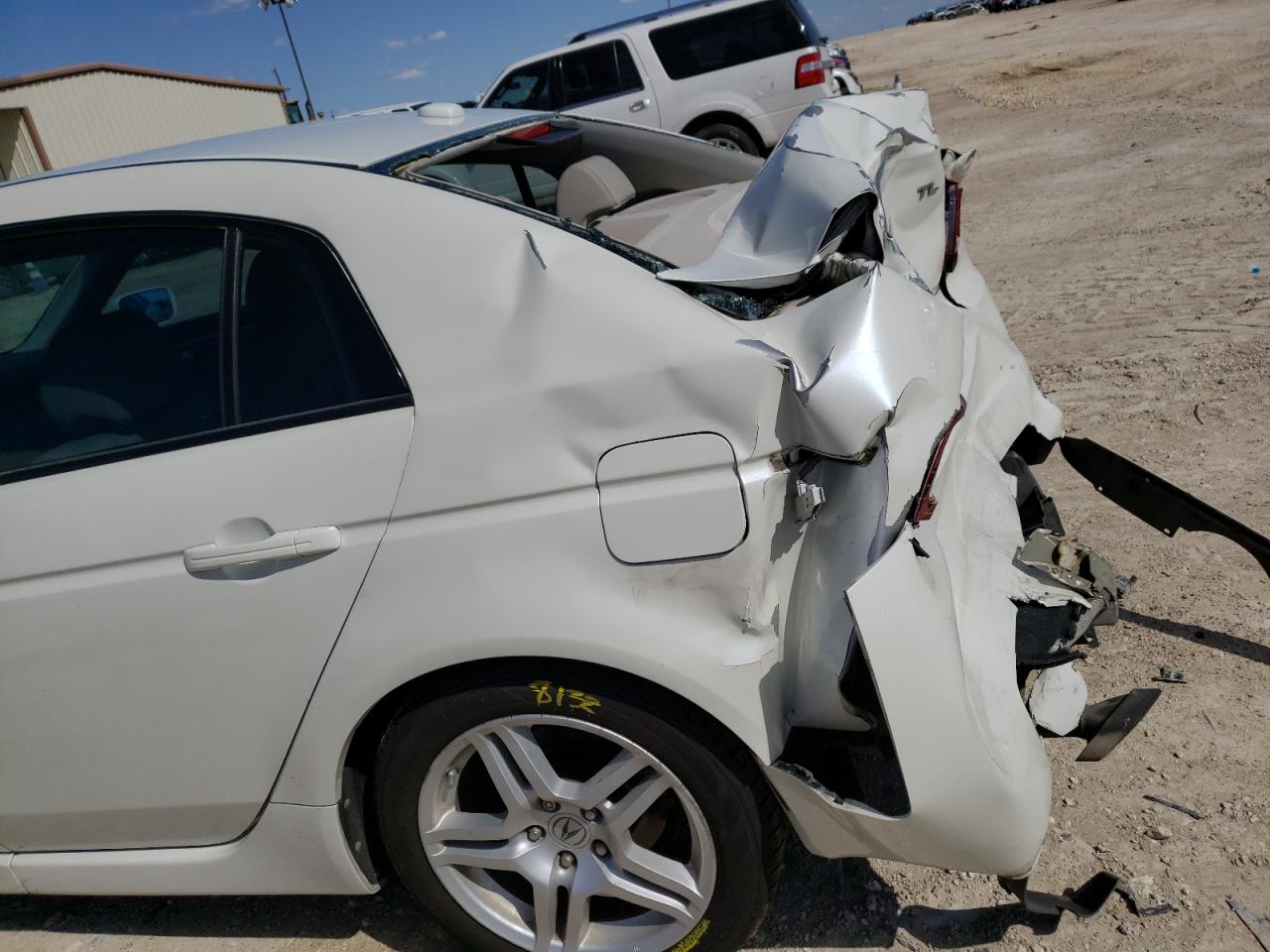 Photo 9 from auction – 2008 ACURA TL with VIN 19UUA66298A006879