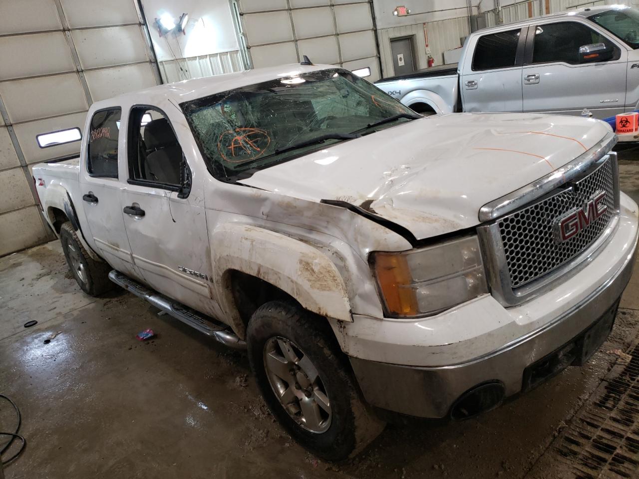 Photo 9 from auction – 2007 GMC NEW SIERRA with VIN 2GTEK13M271653030