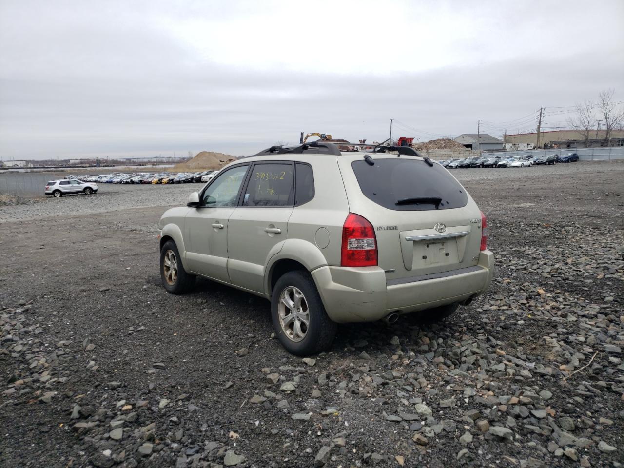 Photo 3 from auction – 2009 HYUNDAI TUCSON with VIN KM8JN72D79U970007
