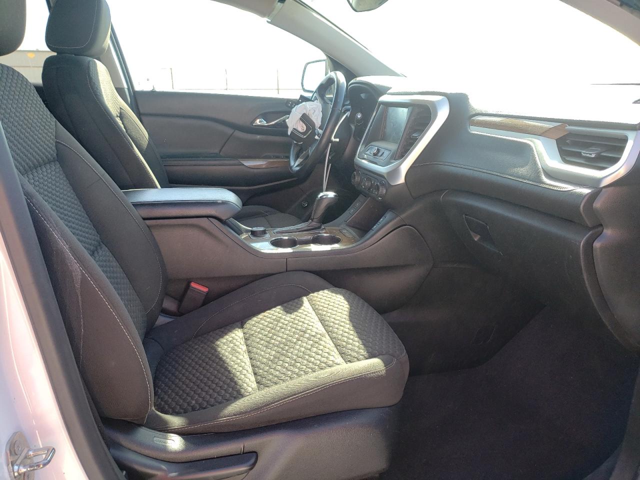 Photo 5 from auction – 2018 GMC ACADIA SLE with VIN 1GKKNLLA5JZ225032