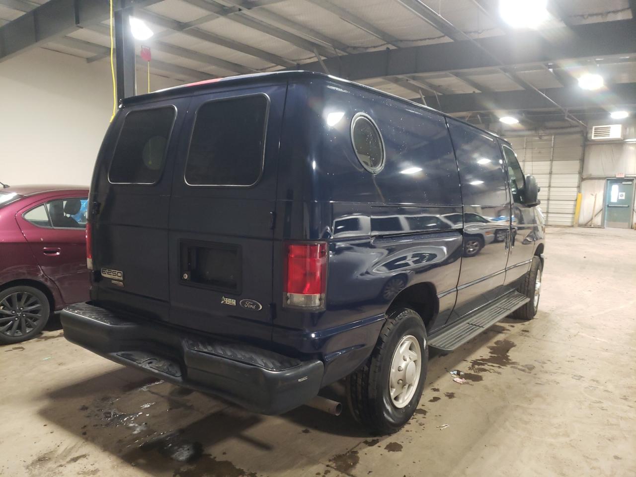 Photo 4 from auction – 2013 FORD ECONOLINE with VIN 1FTNE2EW0DDB00971