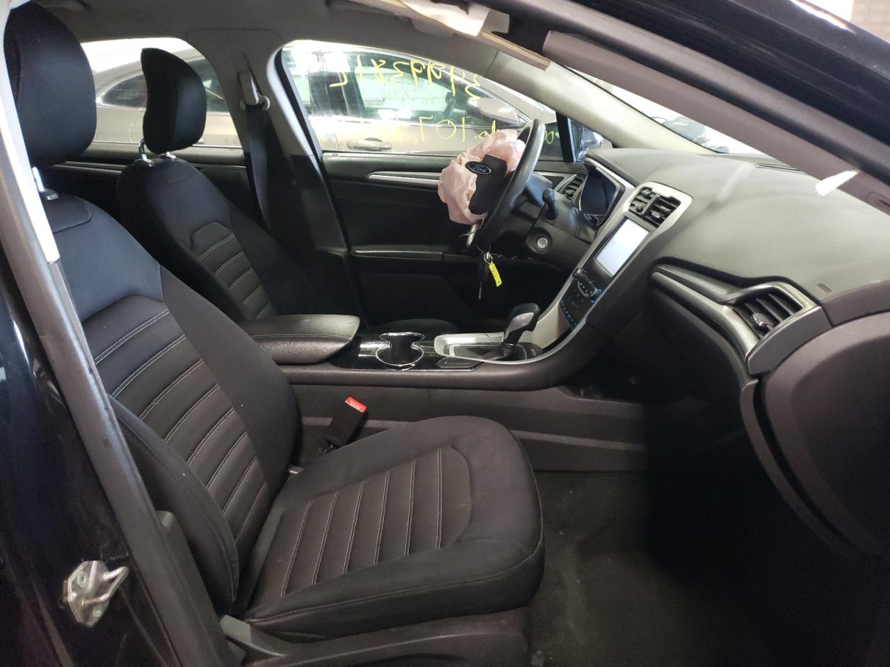 Photo 5 from auction – 2014 FORD FUSION SE with VIN 1FA6P0HD1E5371455