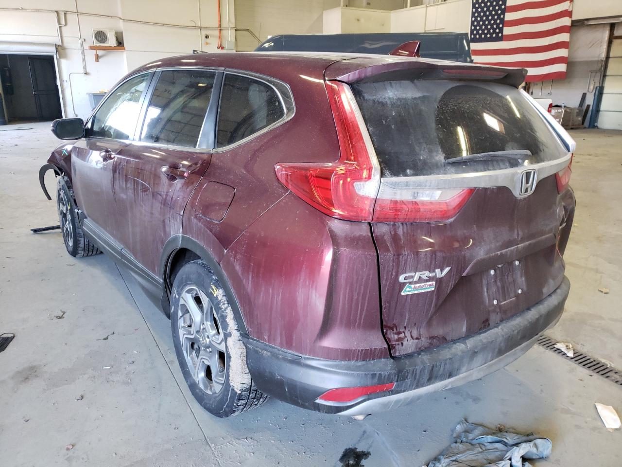 Photo 3 from auction – 2017 HONDA CR-V EX with VIN 2HKRW2H55HH647462