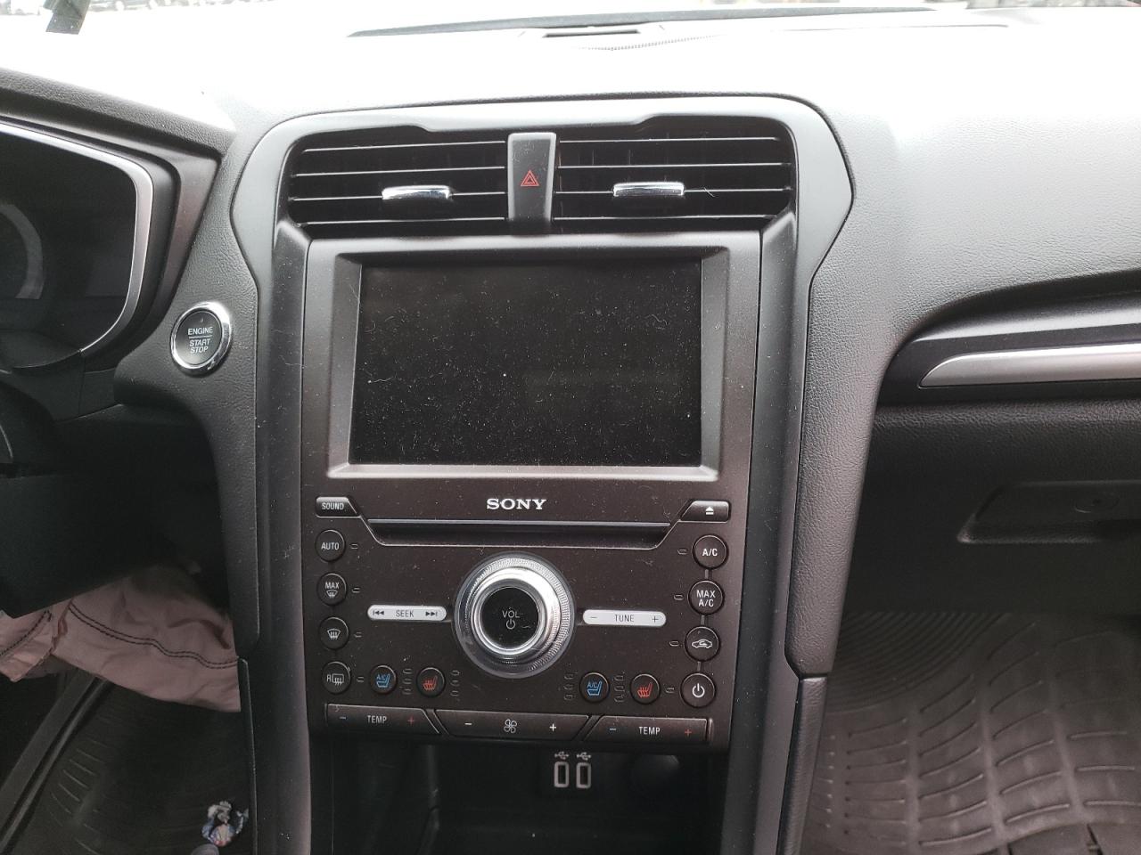 Photo 9 from auction – 2019 FORD FUSION with VIN 3FA6P0D93KR141586
