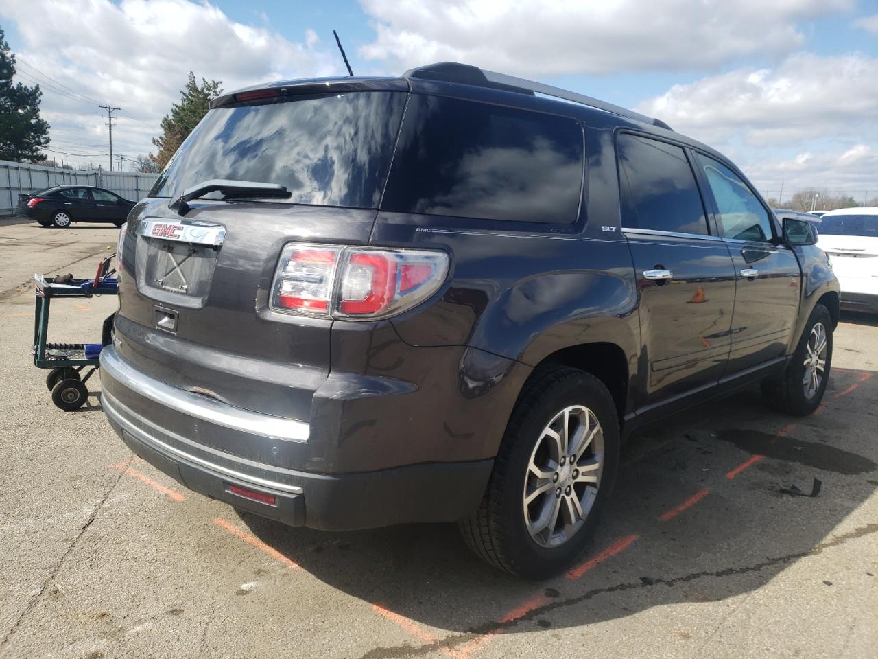 Photo 4 from auction – 2014 GMC ACADIA SLT with VIN 1GKKRRKD9EJ363521
