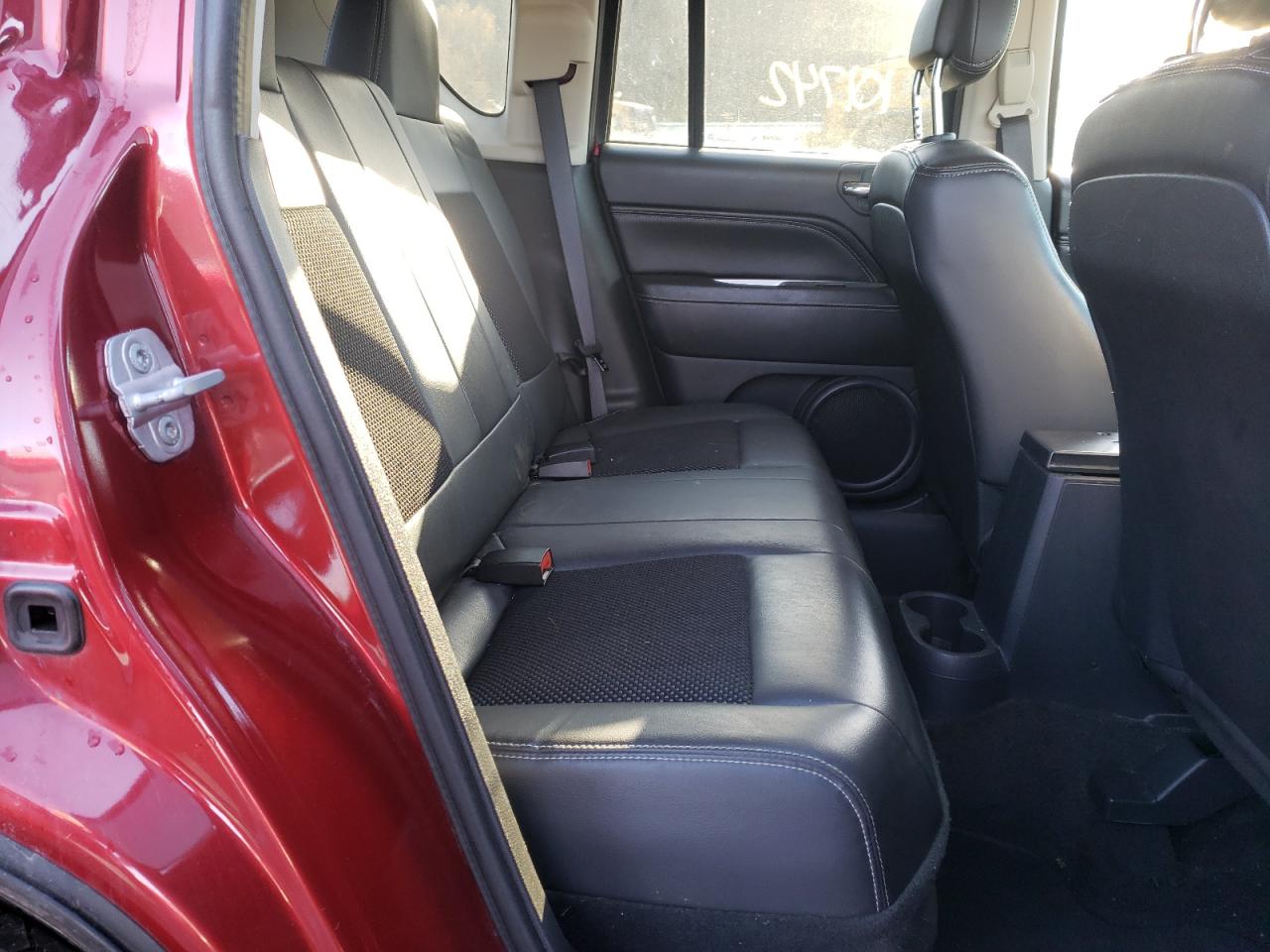 Photo 6 from auction – 2014 JEEP COMPASS LA with VIN 1C4NJDEB0ED605821