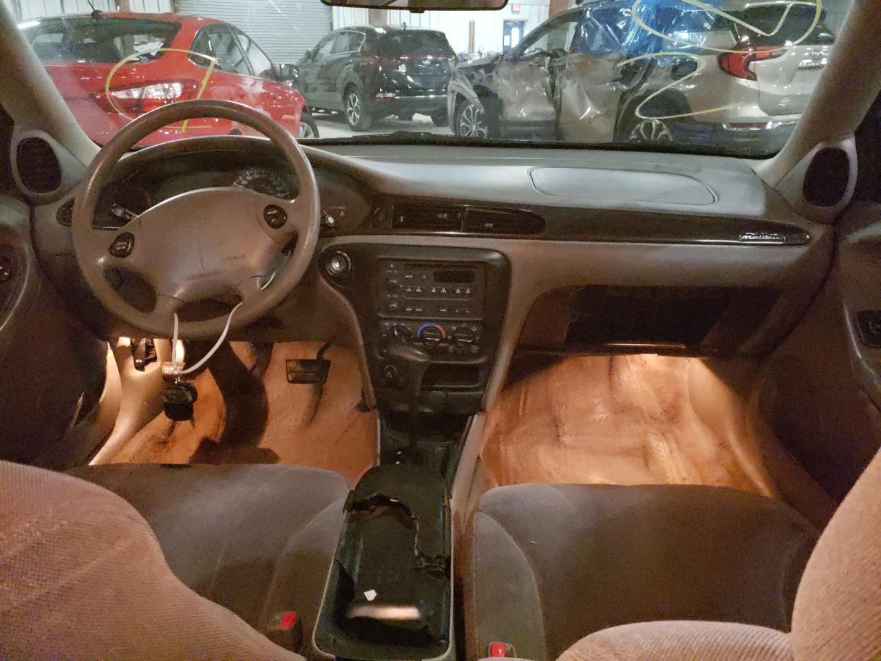 Photo 9 from auction – 2003 CHEVROLET MALIBU with VIN 1G1ND52J33M701537