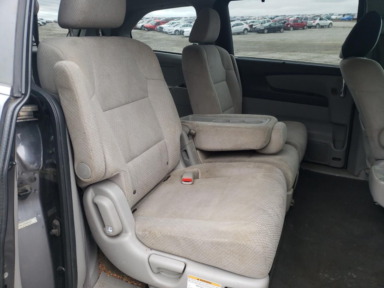 Photo 6 from auction – 2014 HONDA ODYSSEY EX with VIN 5FNRL5H48EB018080