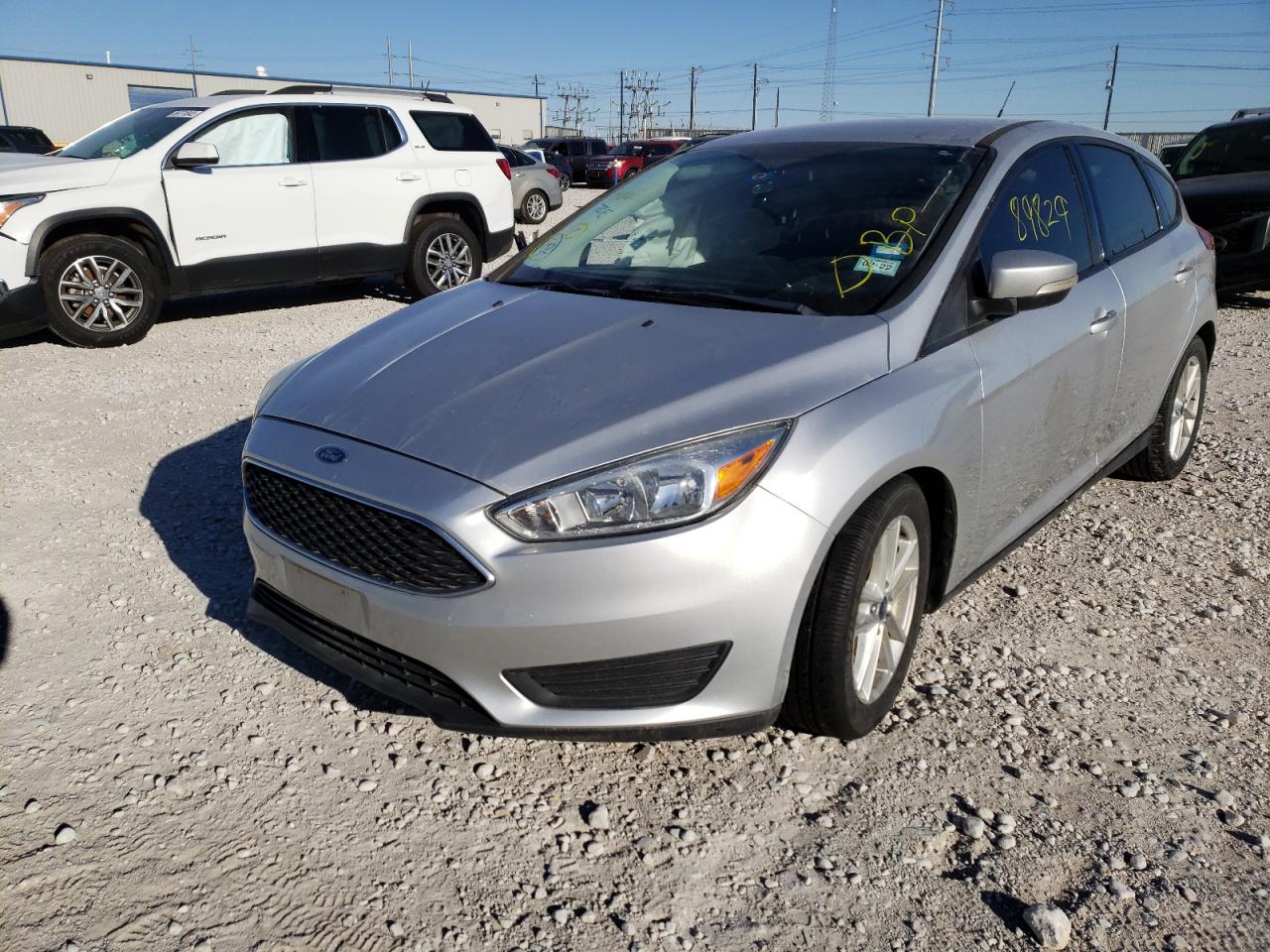 Photo 2 from auction – 2016 FORD FOCUS SE with VIN 1FADP3K23GL286650