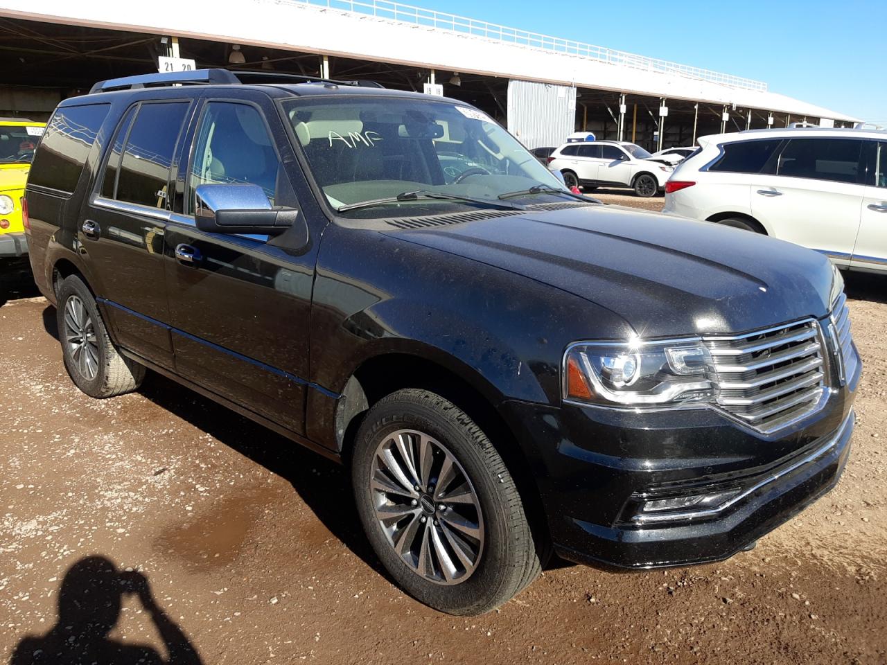 LINCOLN NAVIGATOR 2015 with VIN 5LMJJ2HT6FEJ07327 - Photo from auction