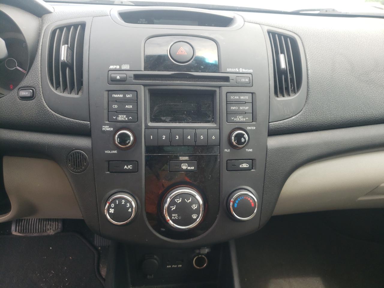 Photo 9 from auction – 2012 KIA FORTE EX with VIN KNAFU4A22C5610962
