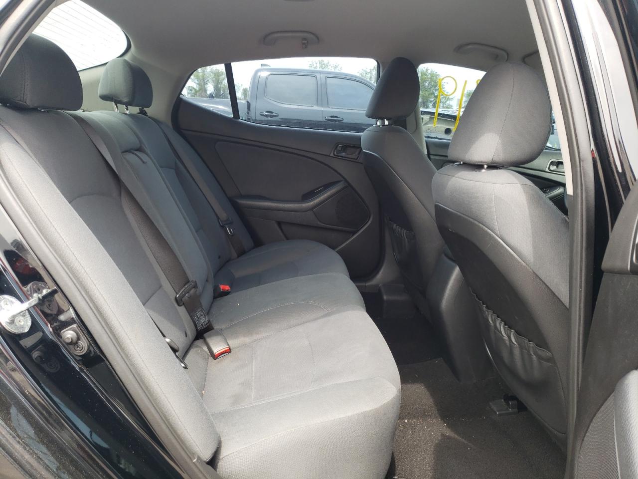 Photo 6 from auction – 2015 KIA OPTIMA LX with VIN 5XXGM4A77FG493723