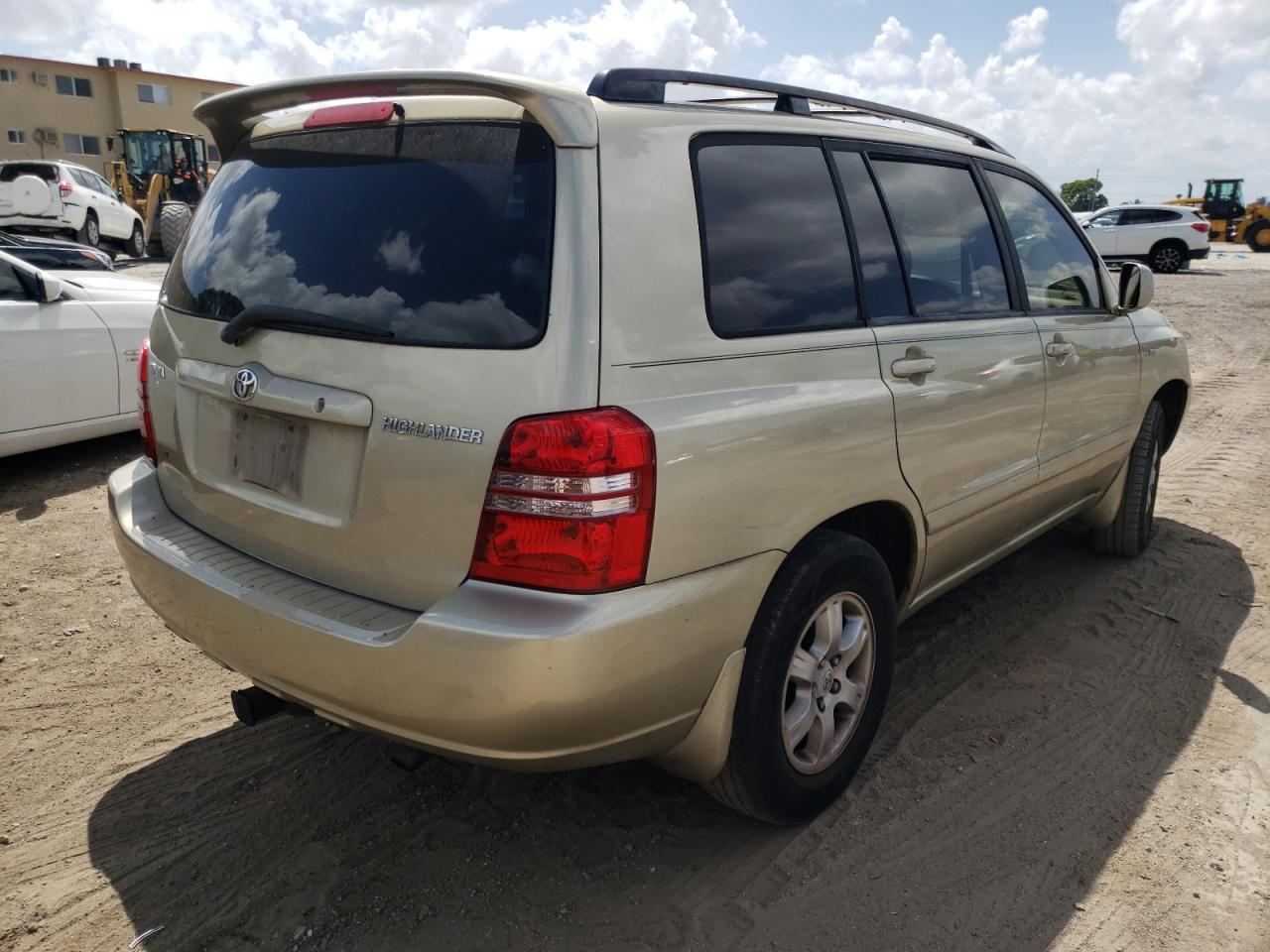 Photo 4 from auction – 2002 TOYOTA HIGHLANDER with VIN JTEGF21A220045908