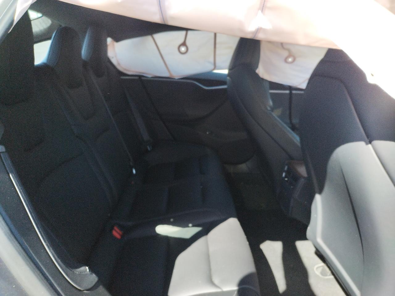 Photo 6 from auction – 2020 TESLA MODEL S with VIN 5YJSA1E23LF400033