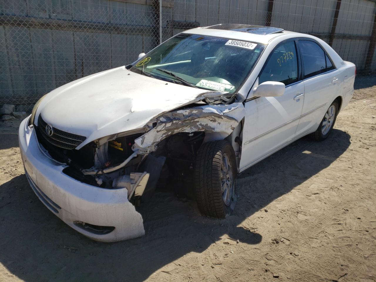 Photo 2 from auction – 2004 TOYOTA CAMRY LE with VIN 4T1BE32K04U314204