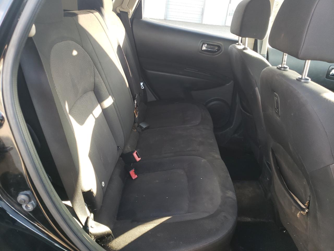 Photo 6 from auction – 2011 NISSAN ROGUE S with VIN JN8AS5MV2BW291848