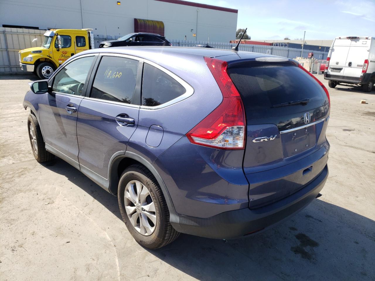 Photo 3 from auction – 2014 HONDA CR-V EX with VIN 2HKRM4H53EH631094