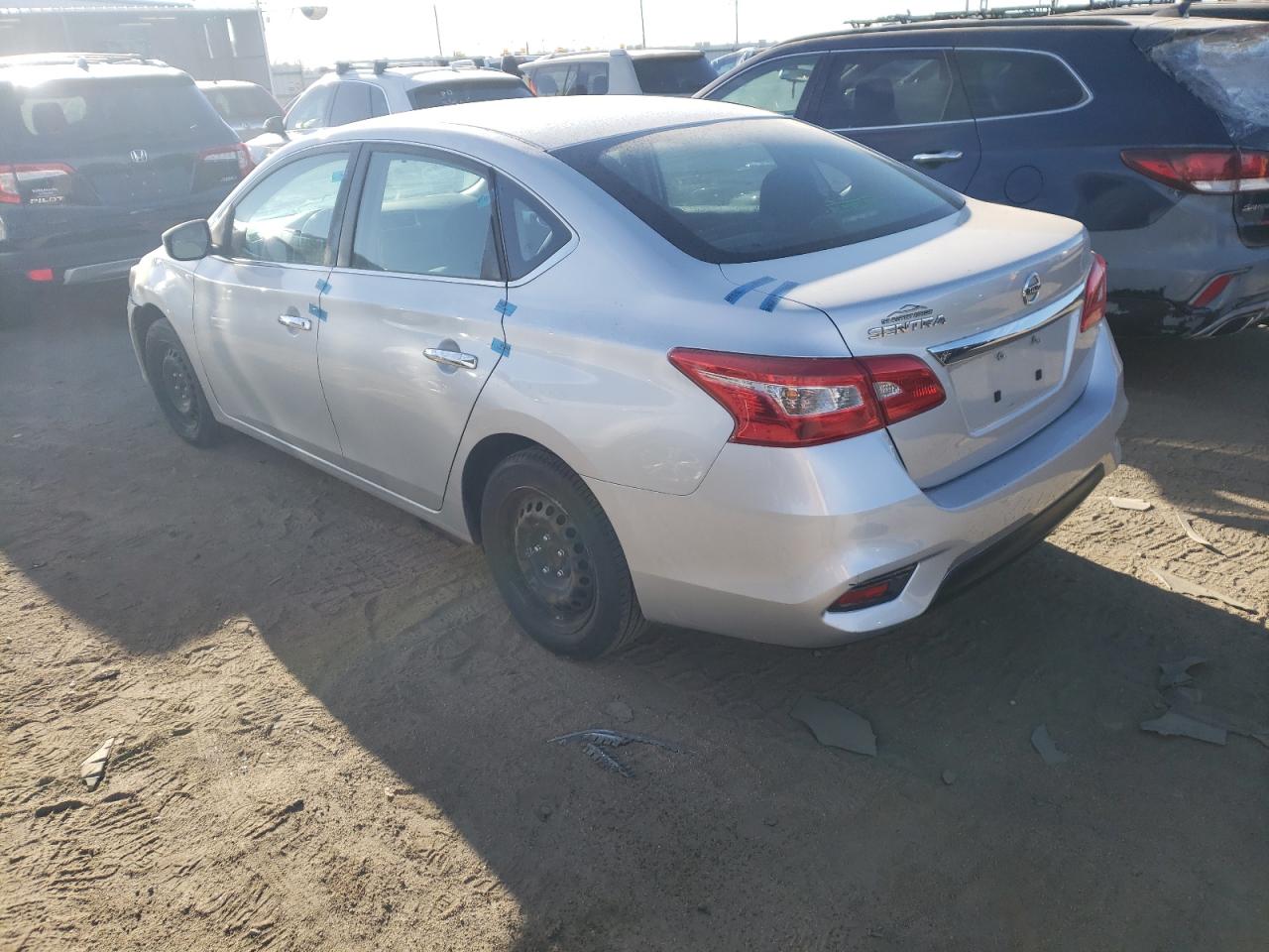 Photo 3 from auction – 2016 NISSAN SENTRA S with VIN 3N1AB7AP4GY276896