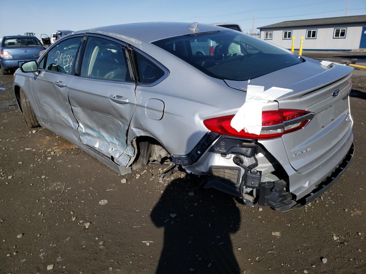 Photo 3 from auction – 2019 FORD FUSION TIT with VIN 3FA6P0D97KR210778