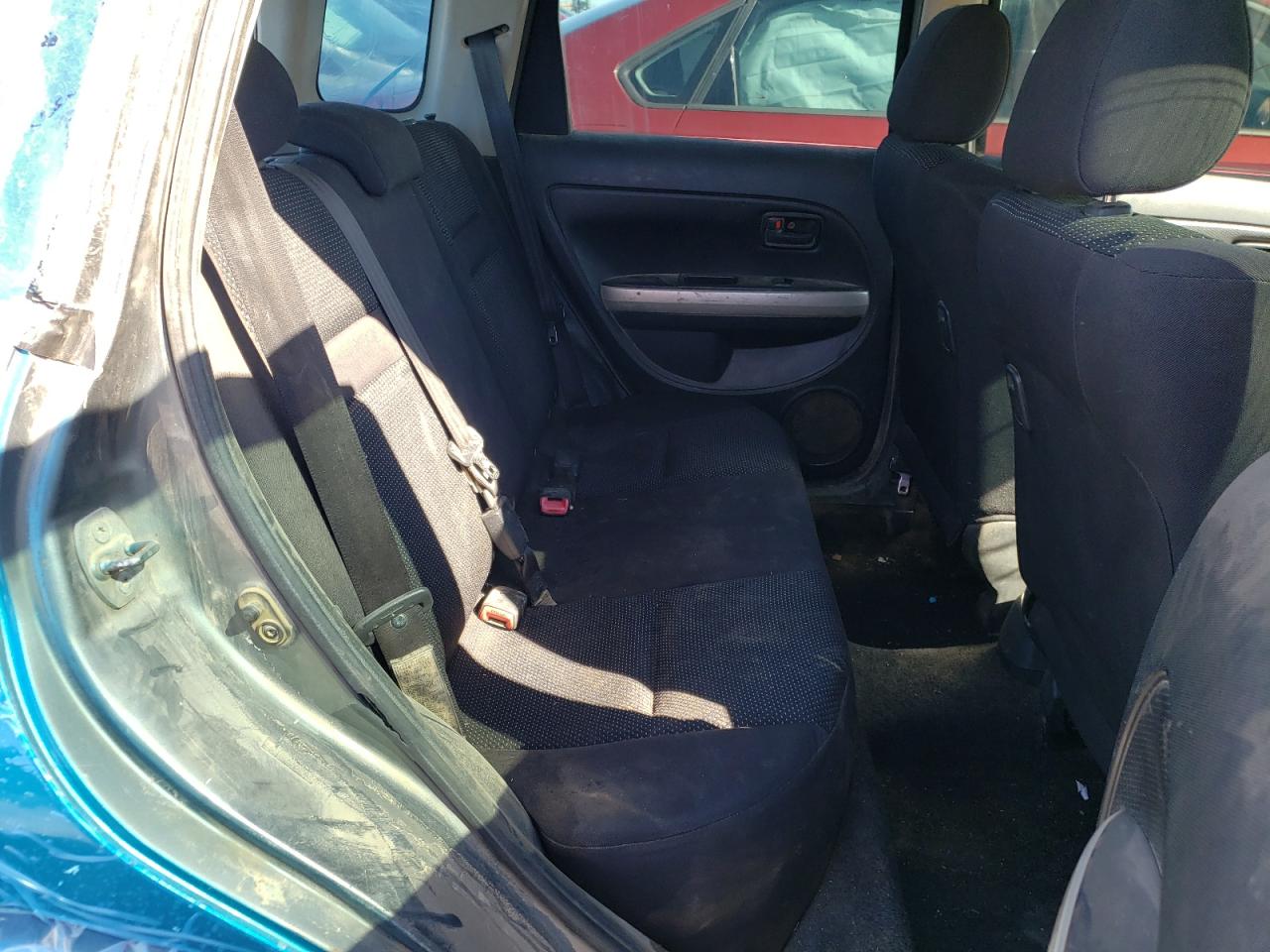 Photo 6 from auction – 2005 TOYOTA SCION XA with VIN JTKKT624250125388