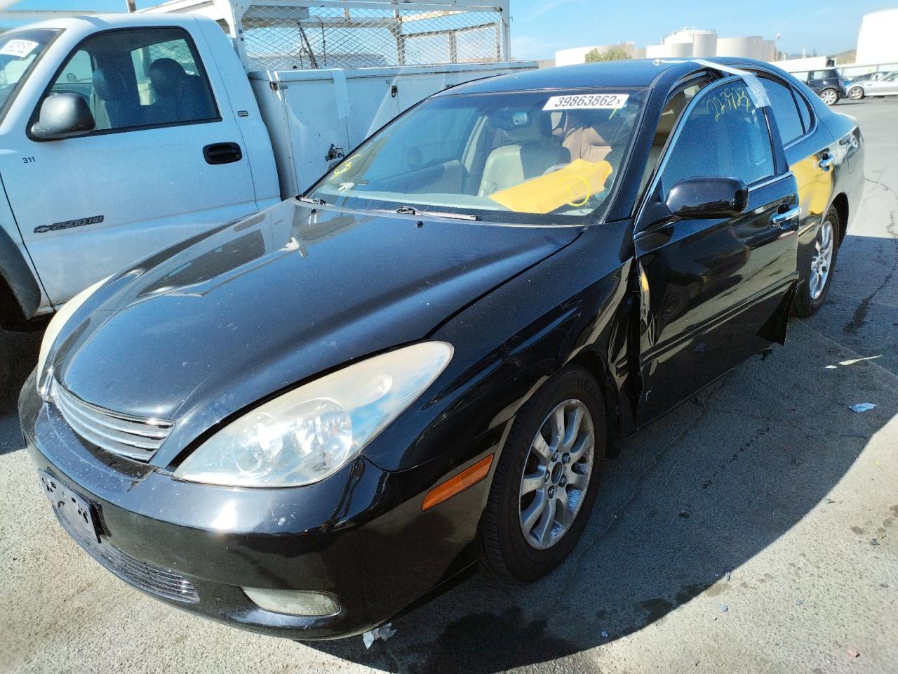 Photo 2 from auction – 2002 LEXUS ES 300 with VIN JTHBF30G520020462