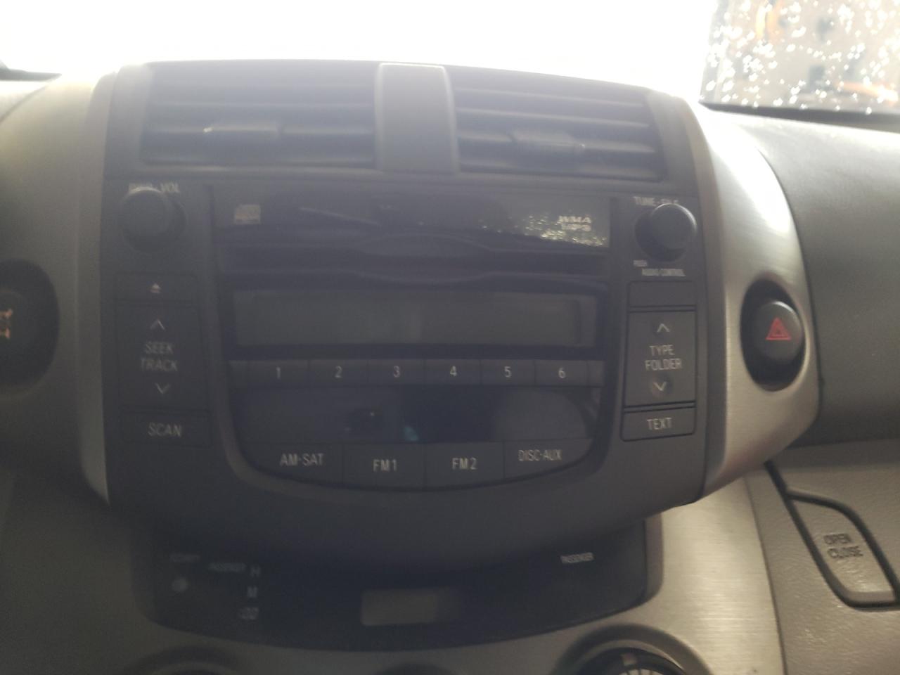 Photo 9 from auction – 2010 TOYOTA RAV4 with VIN JTMBF4DV8AD039434
