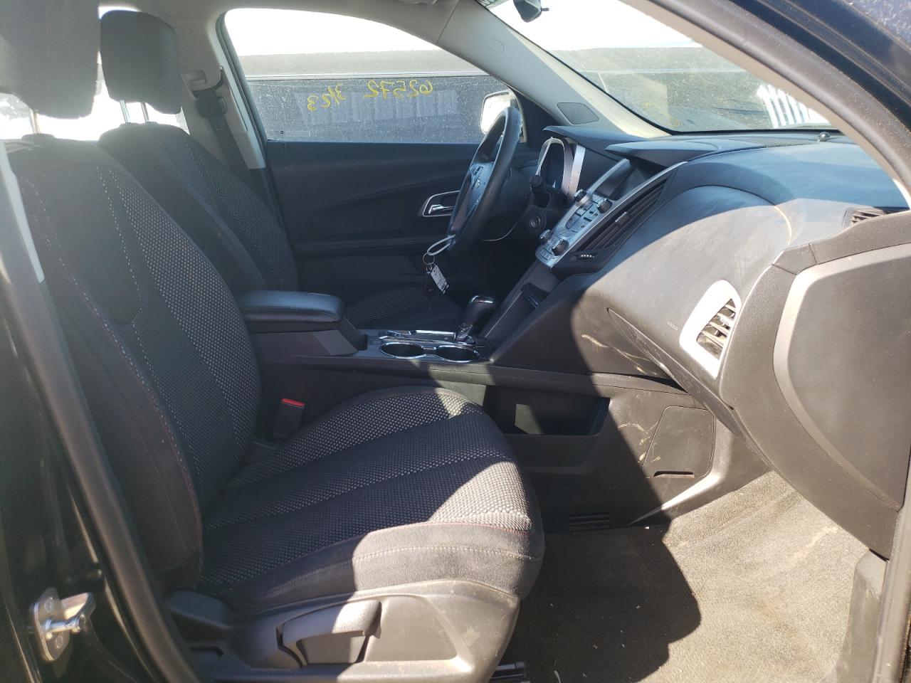 Photo 5 from auction – 2017 CHEVROLET EQUINOX LS with VIN 2GNALBEK5H1536046