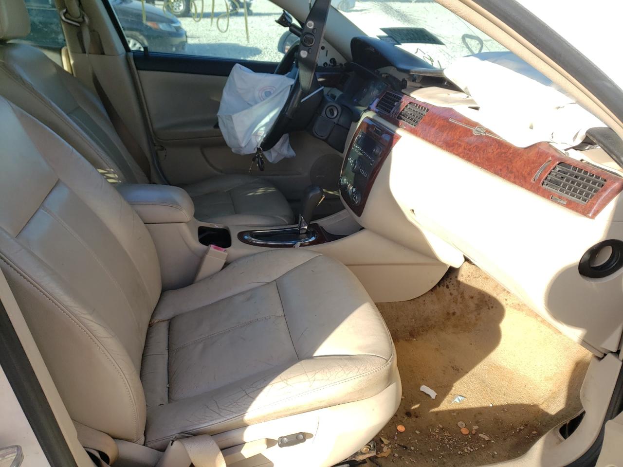 Photo 5 from auction – 2006 CHEVROLET IMPALA SUP with VIN 2G1WD58C869187943