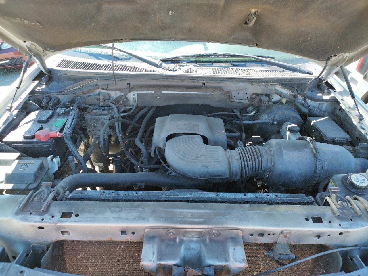 Photo 7 from auction – 2003 FORD F150 with VIN 1FTRF18L33NA90715